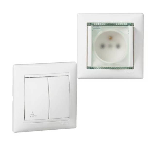 Valena Vízmentes kapcsoló & aljzat