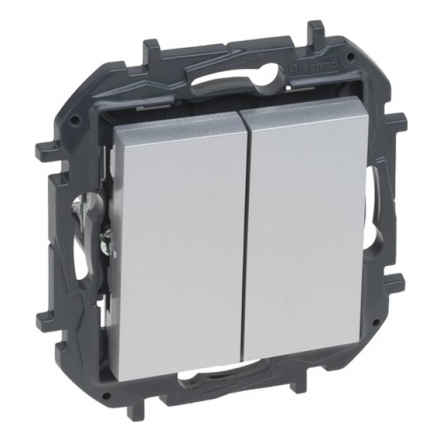 Niloé Step csillárkapcsoló, 10AX, alumínium 