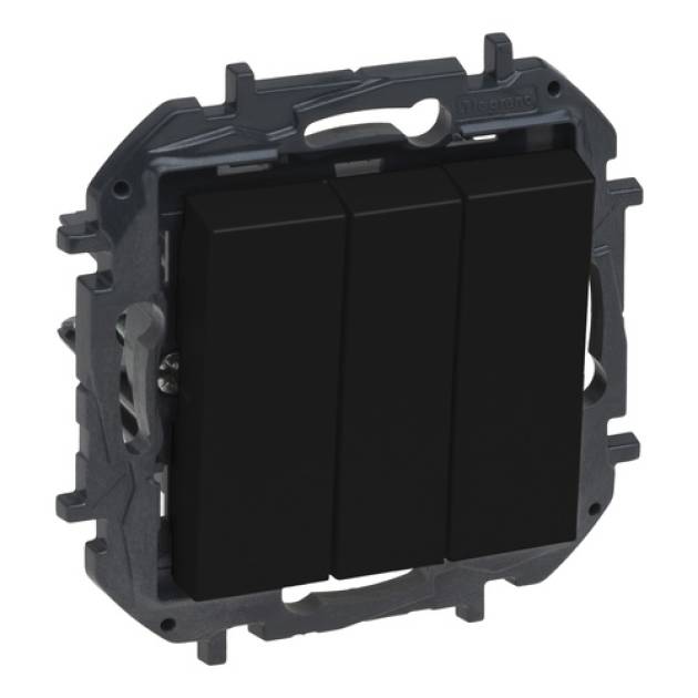 Niloé Step hármas egypólusú kapcsoló, 10AX, fekete 