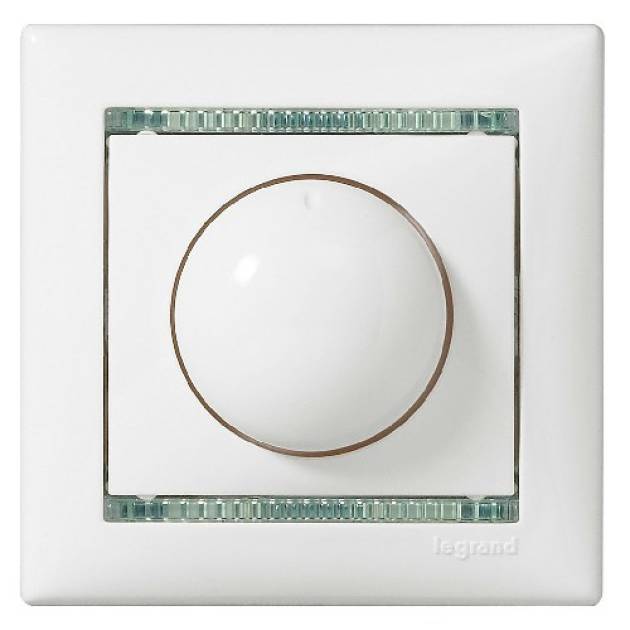 Valena forgatógombos fényerőszabályzó 40-400W izzó- és halogénlámpához, fehér 