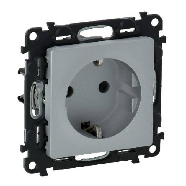 Valena Life 2P+F csatlakozóaljzat biztonsági zsaluval, rugós vezetékbekötéssel a 