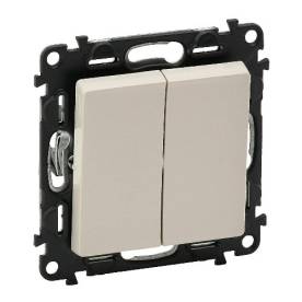 Valena Life kettős váltóérintkezős nyomó elefántcsont