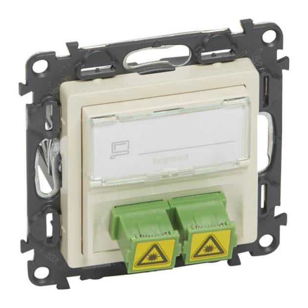 Valena Life SC/APC egymódusú optikai csatlakozóaljzat elefántcsont 