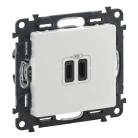 Valena Life Töltőaljzat Kettős USB C-típusú csatlakozóval, 5V–3A–15W, Túlfesz-vé