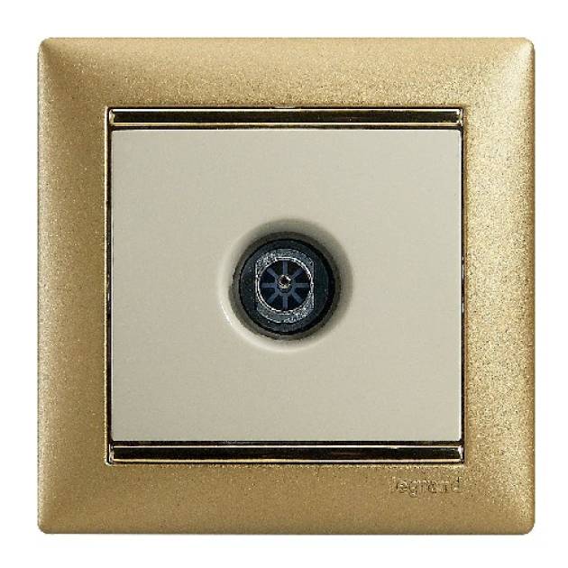 Valena TV antenna-csatlakozóaljzat végzáró, 1,5dB, elefántcsont 